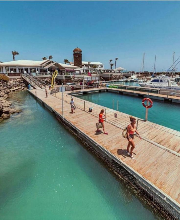 Green View Luxury Appartment In New Complex Pueblo Majorero Next To Golf Course 5 Min Walk From The Beach And Atlantico Shopping Centre In Caleta De Fuste Next To Cassino And Elba Sara Hotel 2 Bedrooms 2 Bathrooms Huge Terace! Екстериор снимка