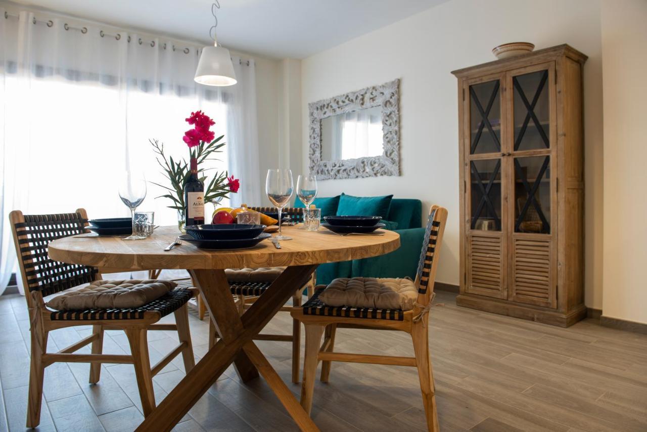 Green View Luxury Appartment In New Complex Pueblo Majorero Next To Golf Course 5 Min Walk From The Beach And Atlantico Shopping Centre In Caleta De Fuste Next To Cassino And Elba Sara Hotel 2 Bedrooms 2 Bathrooms Huge Terace! Екстериор снимка